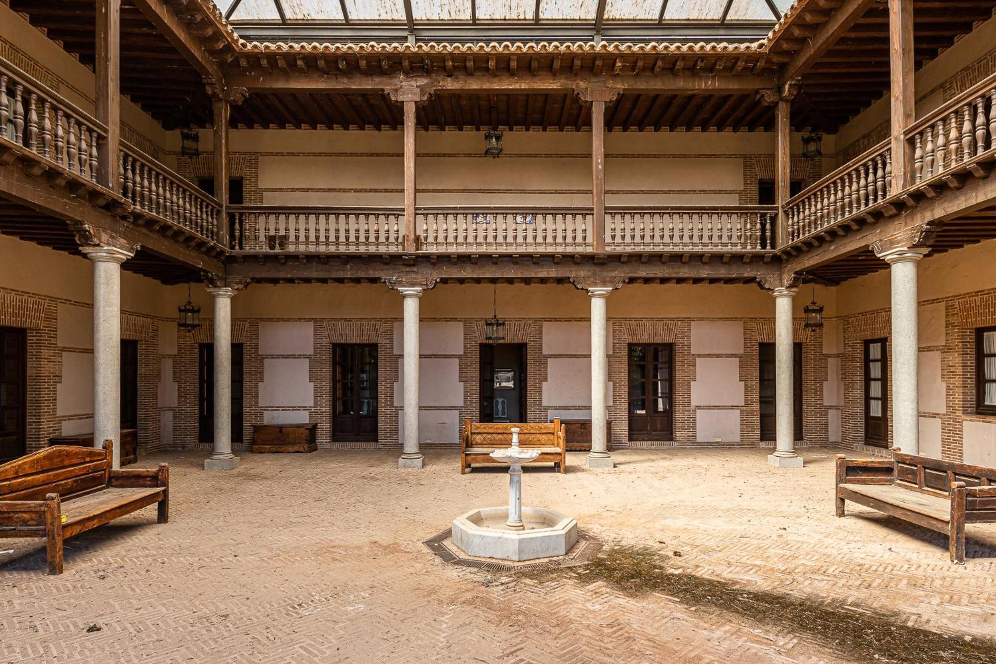 Queens Hacienda Alamedilla Toledo *