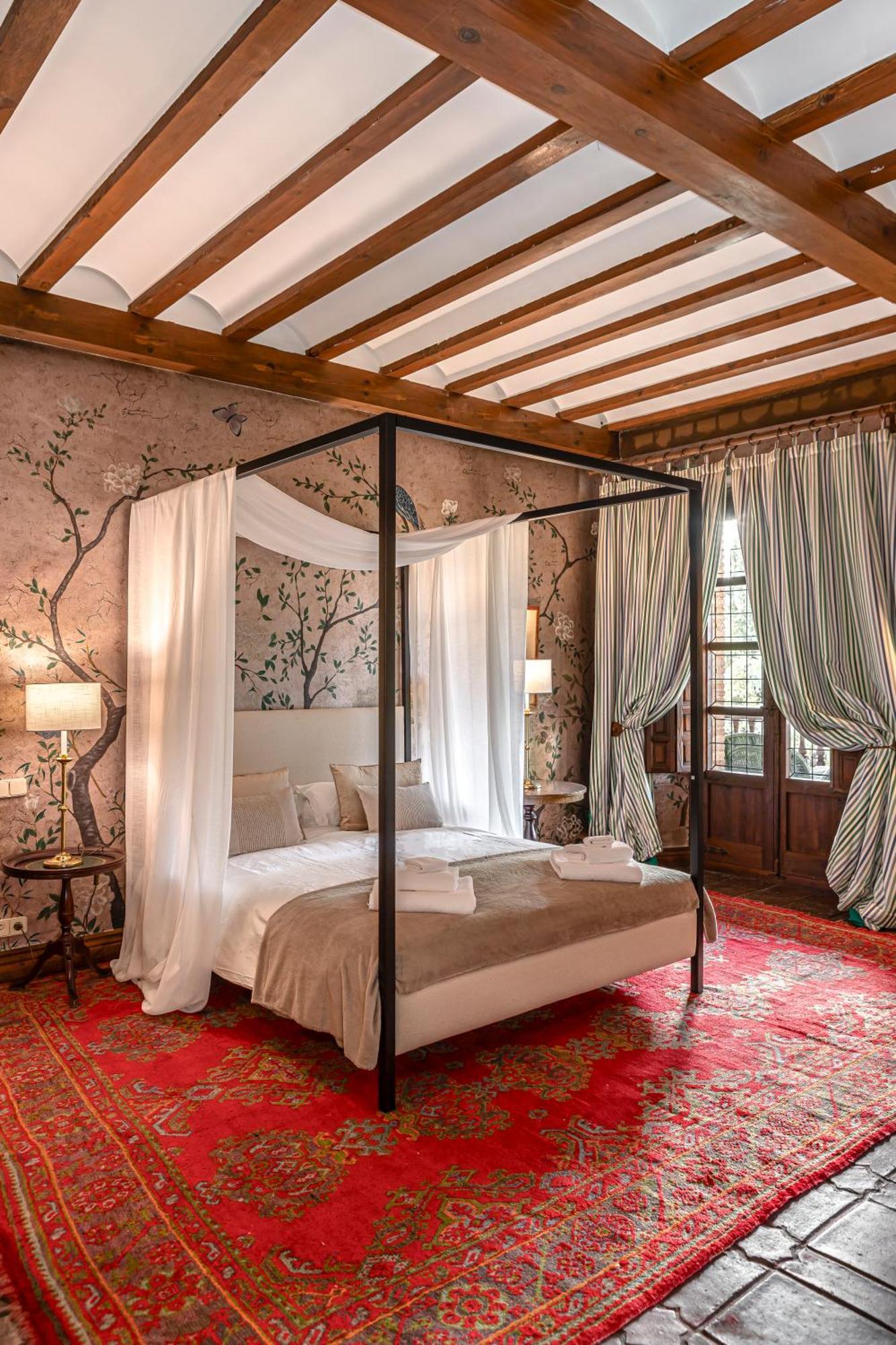 Queens Hacienda Alamedilla Toledo Hotel *